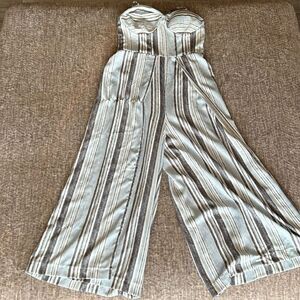 🍍Jump suit blue striped